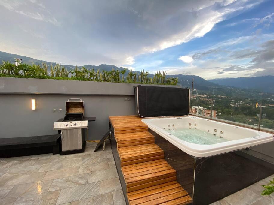 Penthouse Luxurytravelhome Poblado Apartamento